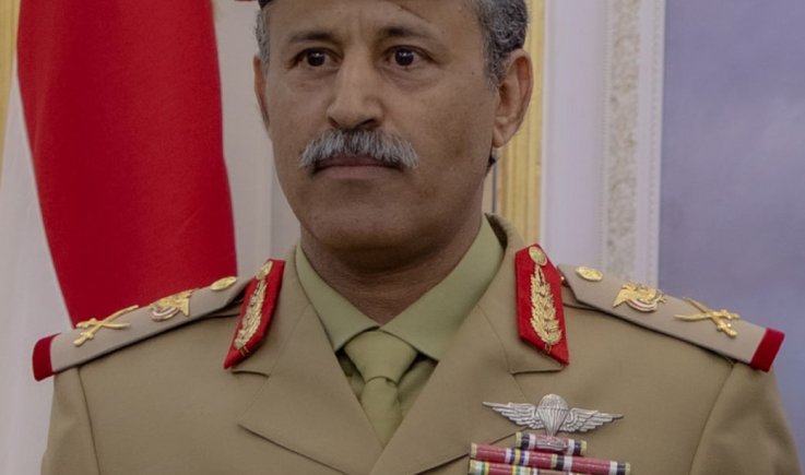 وزير الدفاع والإنتاج الحربي اللواء الركن محمد ناصر العاطفي موقفنا الداعم لفلسطين وغزة سيظل ثابتا مهما تكالبت التحديات والتهديدات